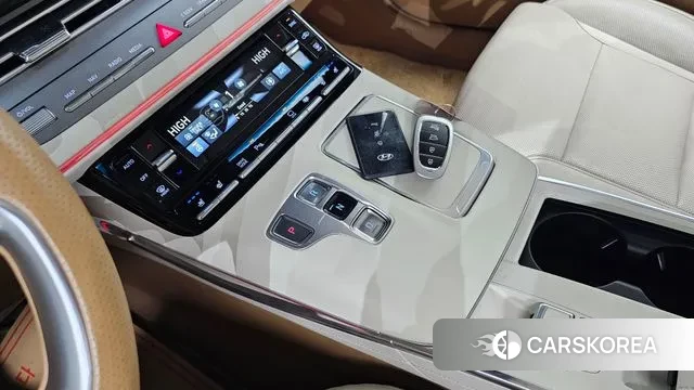 Hyundai The New Grandeur IG Hybrid id 3567717 из Кореи 19