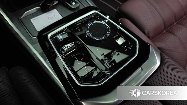 BMW 7 Series (G70) id 4533268 из Кореи 39