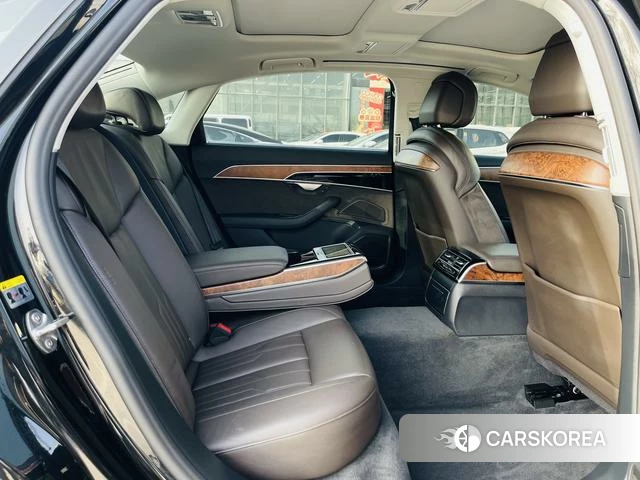 Audi A8 id 4210210 из Китая 21