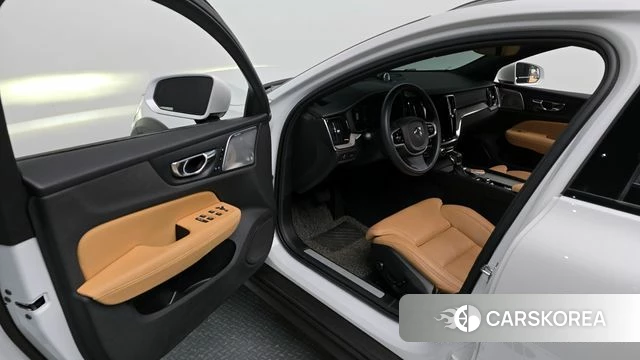 Volvo V60 Cross-Country 2nd Generation id 4362654 из Кореи 34