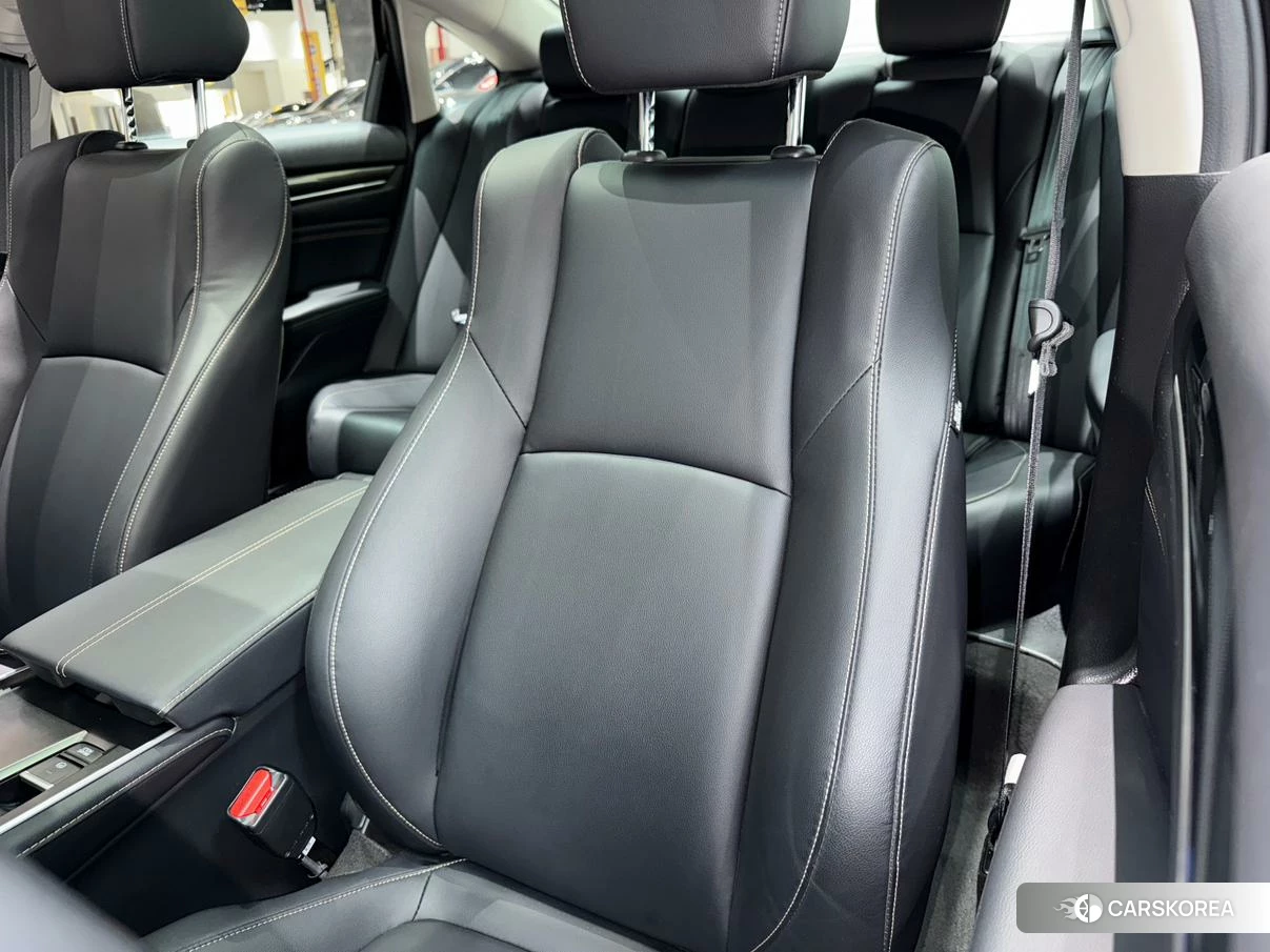 Honda Accord id 4452938 из Китая 32