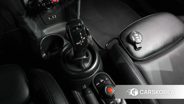 Mini Cooper D id 4677835 из Кореи 19
