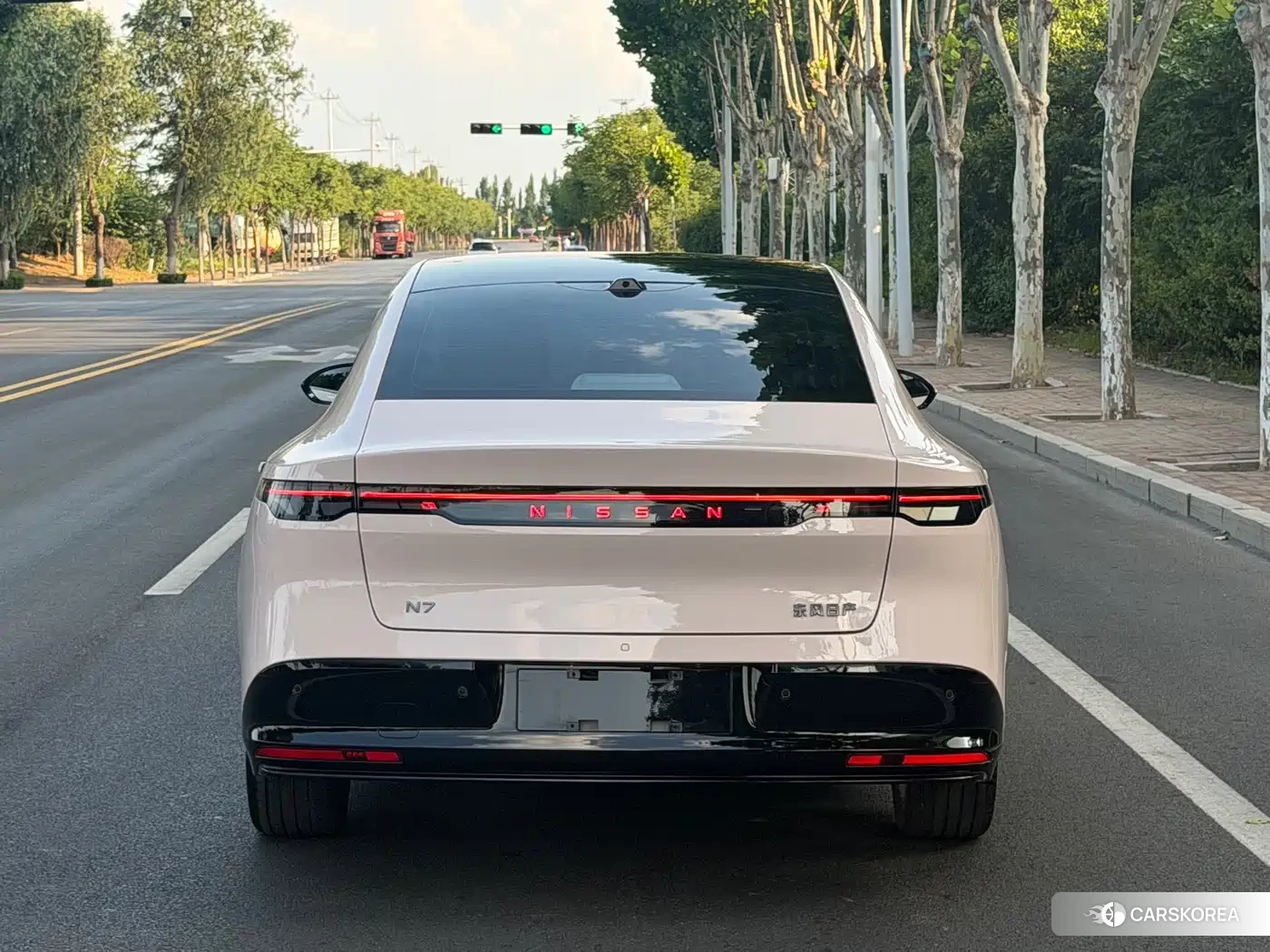 Nissan N7 id 4547281 из Китая 9