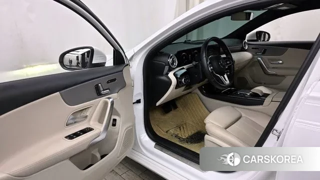 Mercedes-Benz A-Class W177 id 3680157 из Кореи 19