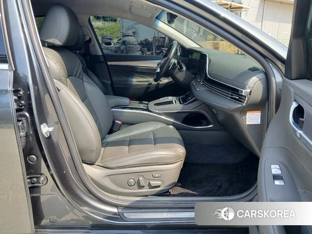 Hyundai The New Grandeur IG Hybrid id 4429124 из Кореи 19