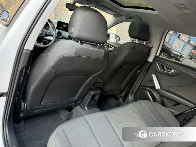 Audi Q2L id 4253036 из Китая 16