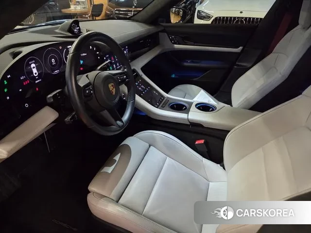 Porsche Taycan id 3751102 из Кореи 12