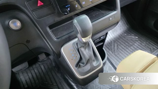 Hyundai Staria id 4494351 из Кореи 19