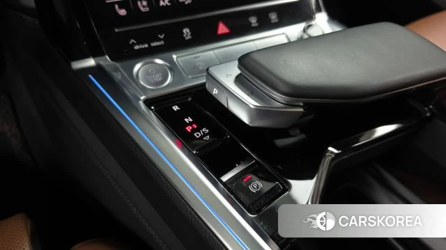 Audi e-Tron id 4872850 из Кореи 19