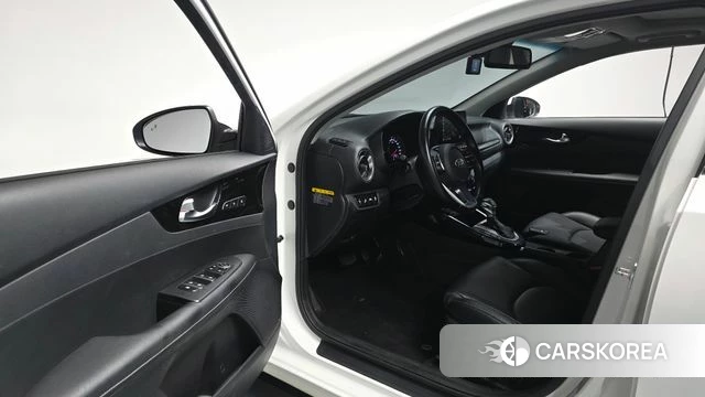 Kia Come New K3 id 3942903 из Кореи 19