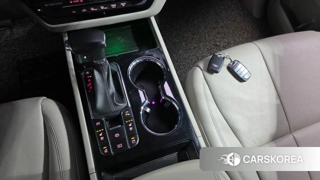 Kia The New Carnival id 3942975 из Кореи 19