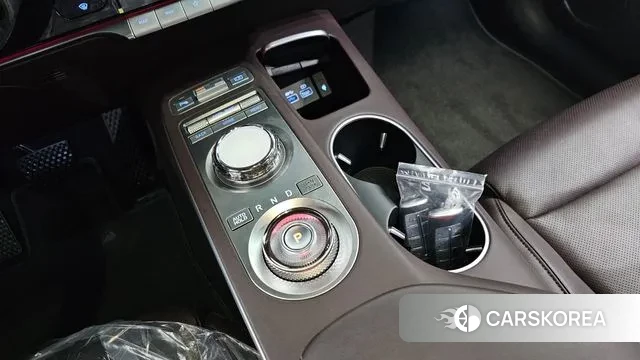 Genesis GV70 id 3054292 из Кореи 19