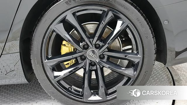 Audi A7 (4K) id 4187394 из Кореи 19