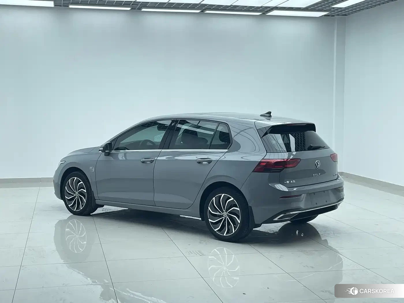 Volkswagen Golf id 4644601 из Китая 22