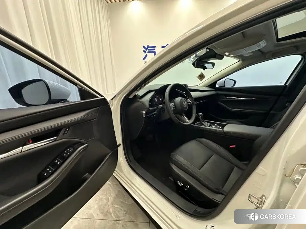 Mazda 3 id 4659715 из Китая 12