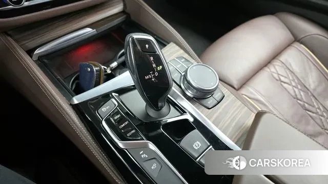 BMW 5 Series (G30) id 3162007 из Кореи 19