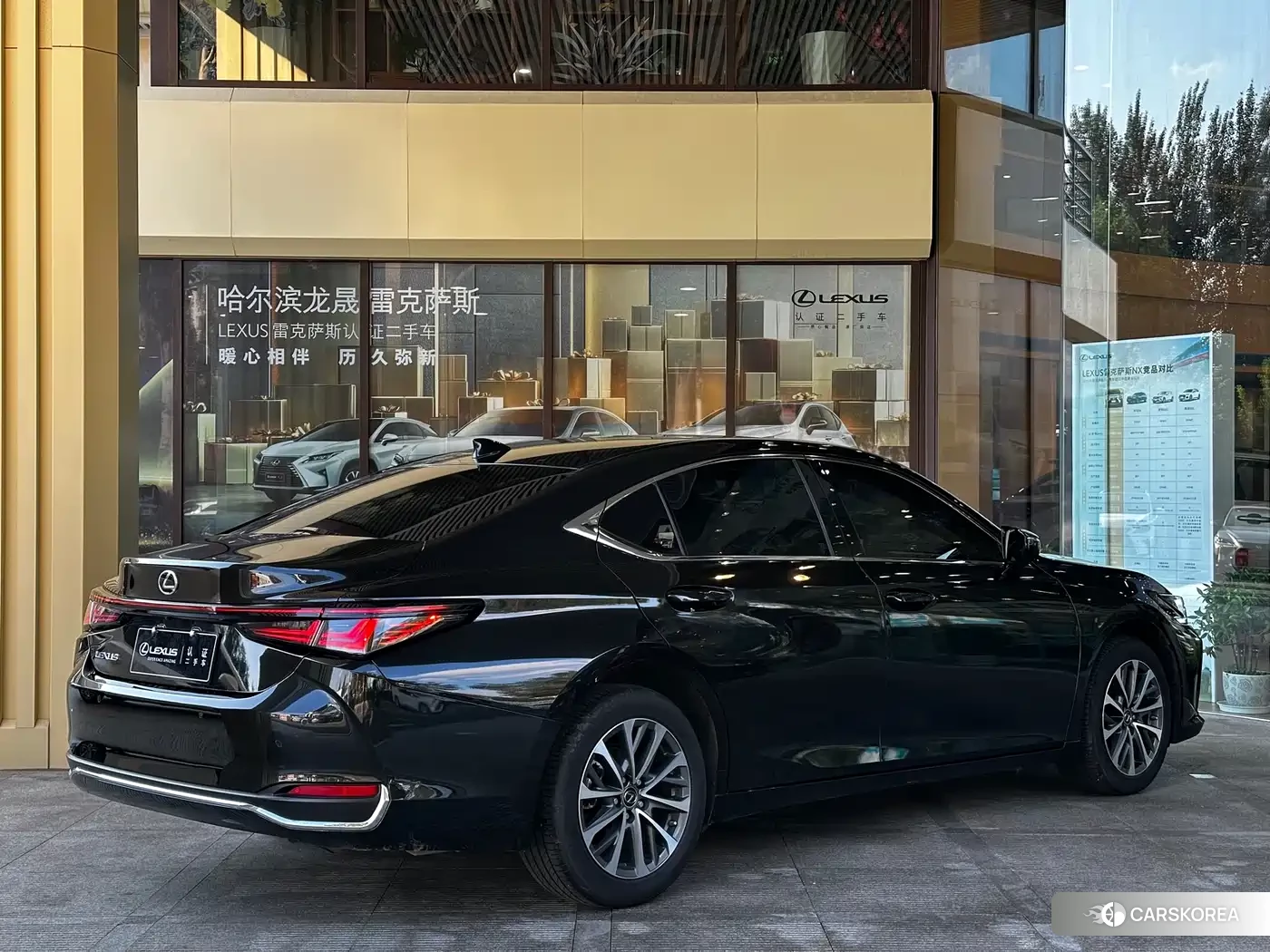 Lexus ES id 4570326 из Китая 13