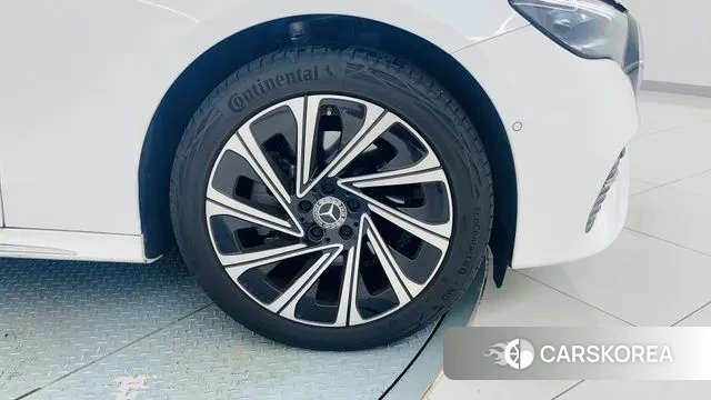 Mercedes-Benz E-Class W214 id 3006776 из Кореи 19