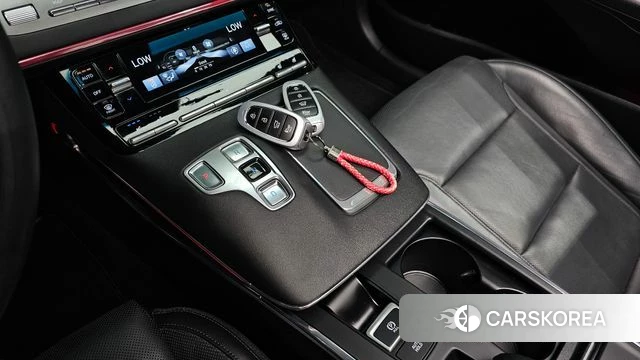 Hyundai The New Grandeur IG id 4317037 из Кореи 19
