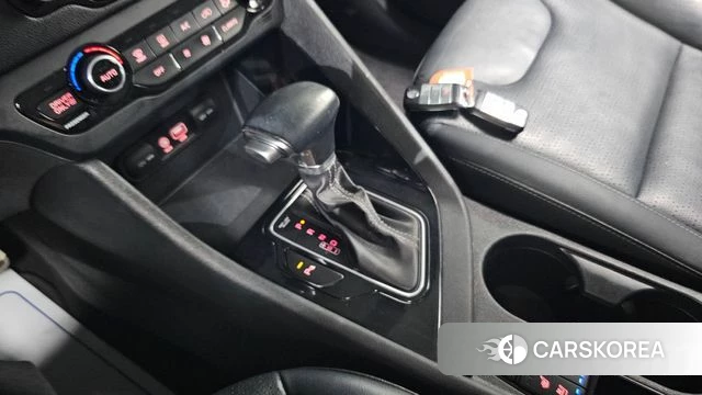 Kia Niro id 4180567 из Кореи 19