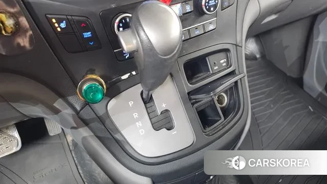 Hyundai The New Grand Starex id 2941556 из Кореи 19