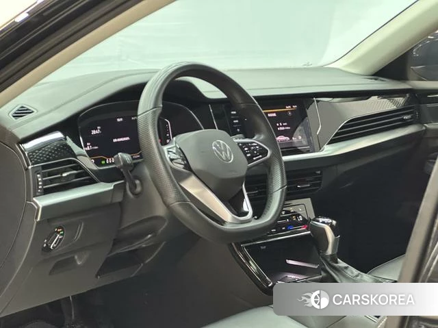 Volkswagen Passat id 4300243 из Китая 9