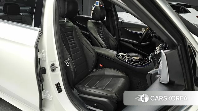 Mercedes-Benz E-Class W213 id 3942292 из Кореи 19