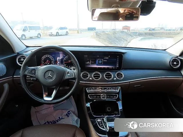Mercedes-Benz E-Class W213 id 3622607 из Кореи 19