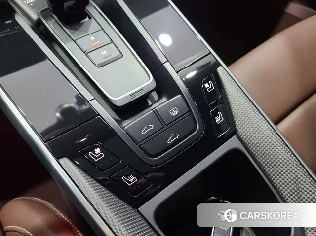 Porsche 911(992) id 3289191 из Кореи 19