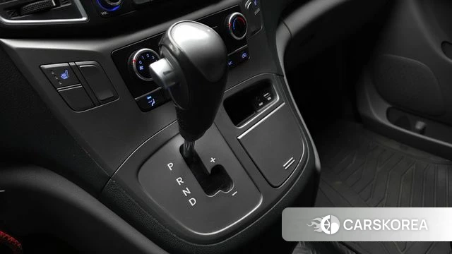 Hyundai The New Grand Starex id 4435629 из Кореи 29