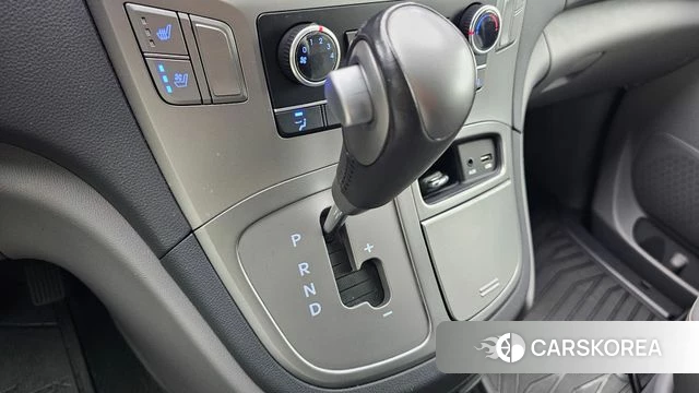 Hyundai The New Grand Starex id 4646981 из Кореи 19
