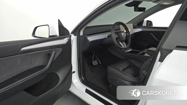 Tesla Model Y id 4778183 из Кореи 34