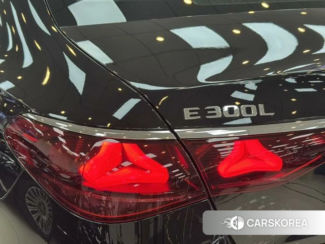 Mercedes-Benz E-class id 4290213 из Китая 23