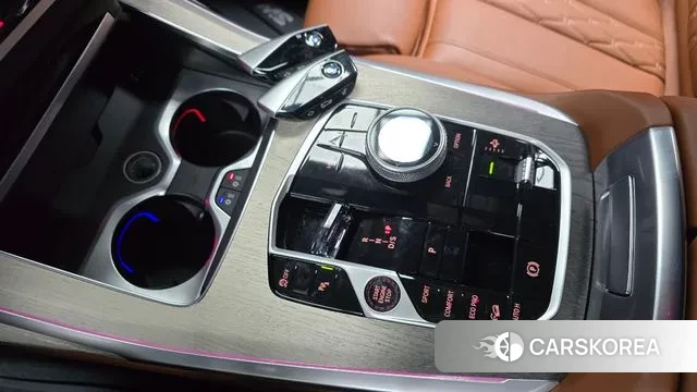 BMW X7 (G07) id 3731703 из Кореи 19