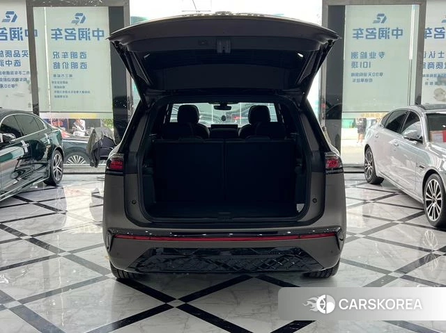 Volkswagen Tourang id 4314101 из Китая 16