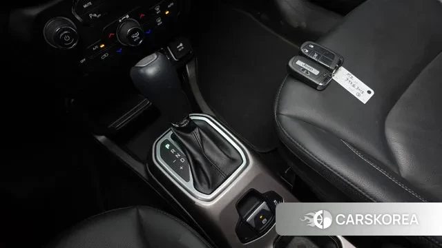 Jeep Renegade id 3740888 из Кореи 19