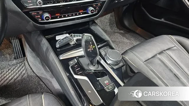 BMW 5 Series (G30) id 3238999 из Кореи 19