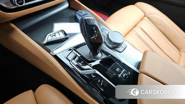 BMW 5 Series (G30) id 4343295 из Кореи 19