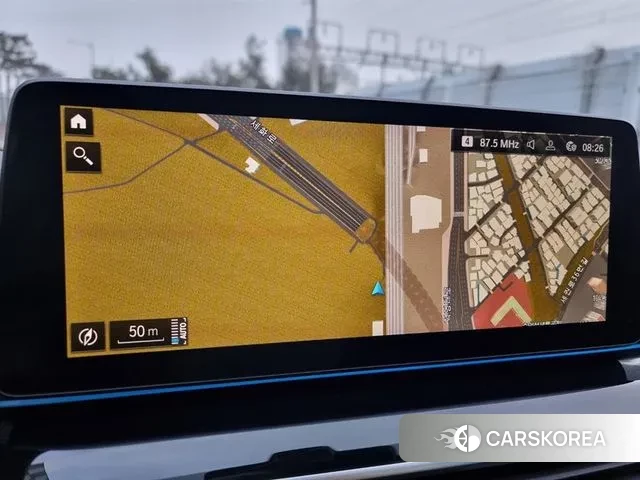 BMW 5 Series (G30) id 3669139 из Кореи 19