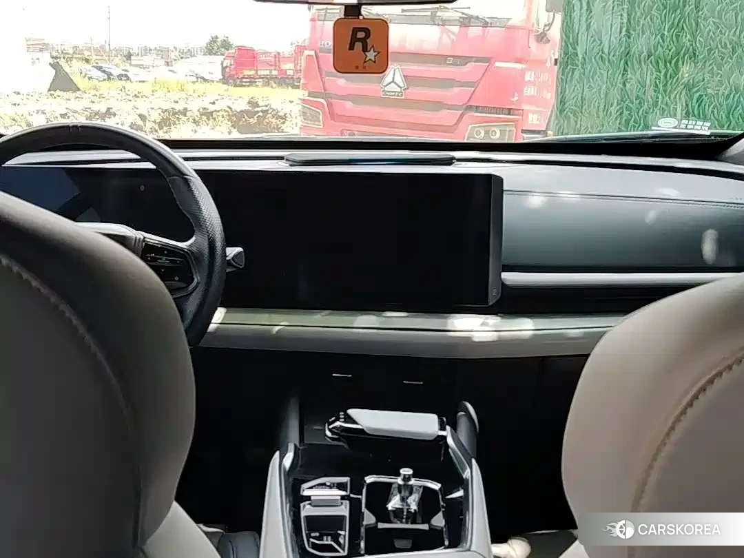 Chang'an Changan UNI-T id 4578297 из Китая 9