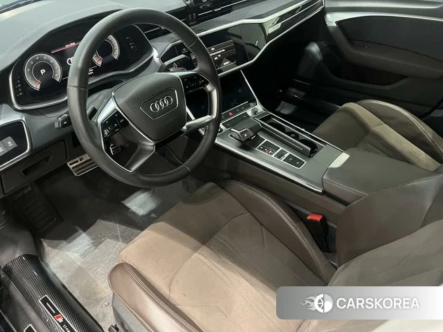 Audi A7L id 4205804 из Китая 9