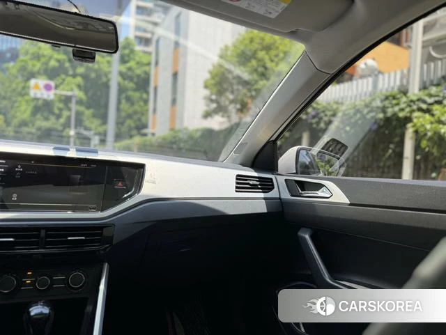 Volkswagen Polo id 4348697 из Китая 19