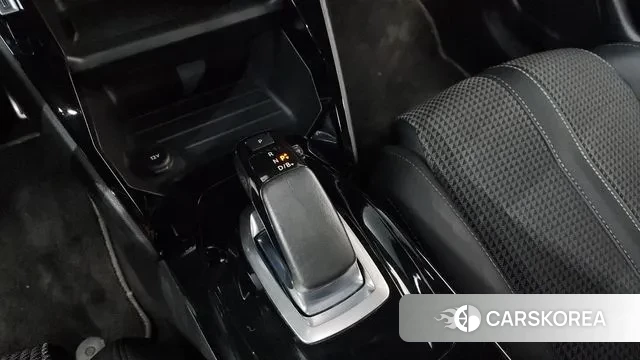 Peugeot e-208 second Generation id 3556558 из Кореи 19