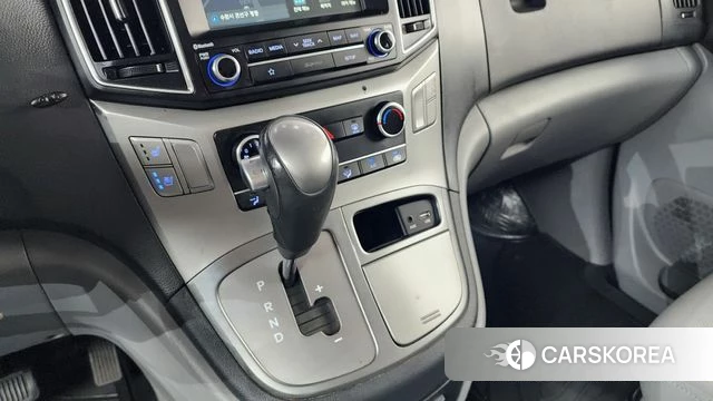 Hyundai The New Grand Starex id 3942750 из Кореи 19