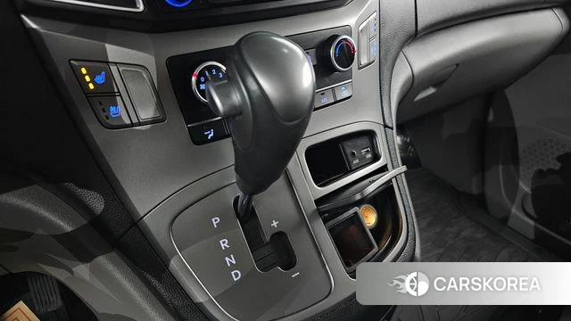 Hyundai The New Grand Starex id 3860859 из Кореи 19