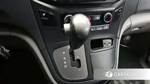 Hyundai The New Grand Starex id 3778197 из Кореи 19