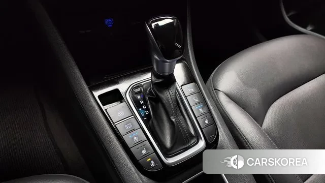 Hyundai The New Ionic Hybrid id 3612287 из Кореи 19