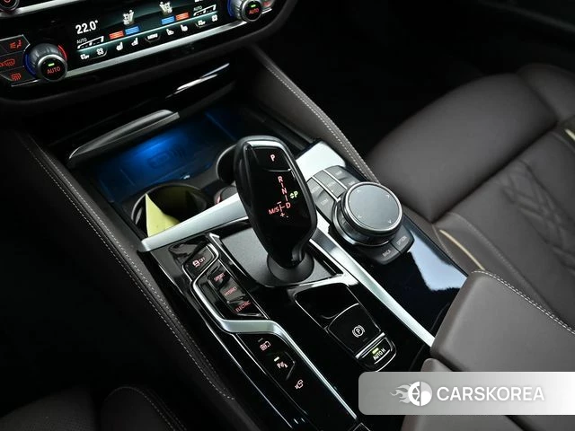 BMW 5 Series (G30) id 4186356 из Кореи 9