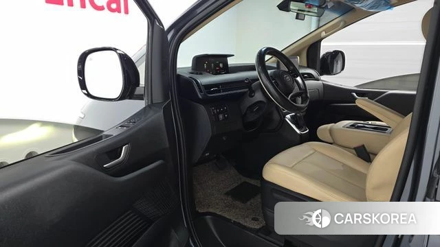 Hyundai Staria id 4763895 из Кореи 29