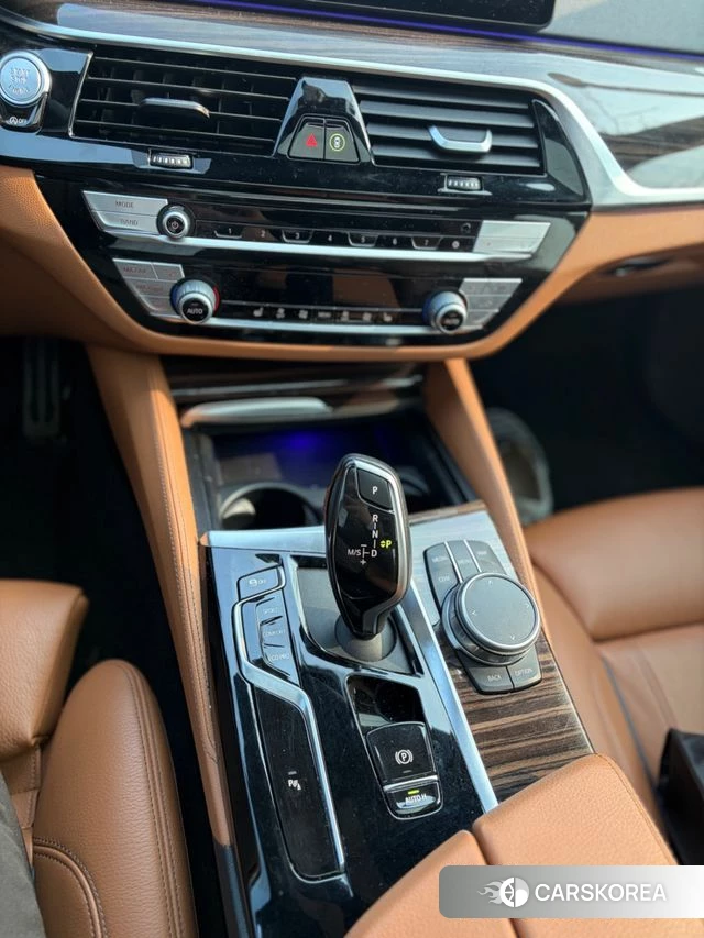 BMW 5 Series (G30) id 3843820 из Кореи 9